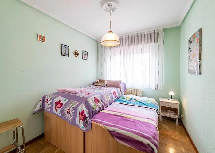 J Y L Vivienda Turistica דירה